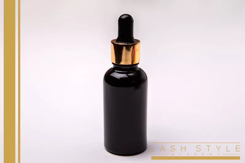 glas flasche - lash products - lash art - wimpern produkt - wimpernverlangerung - lash - wien - wimpernverlangerung wien - wimpern studio - wimpern studio wien Pipettás fekete üveg